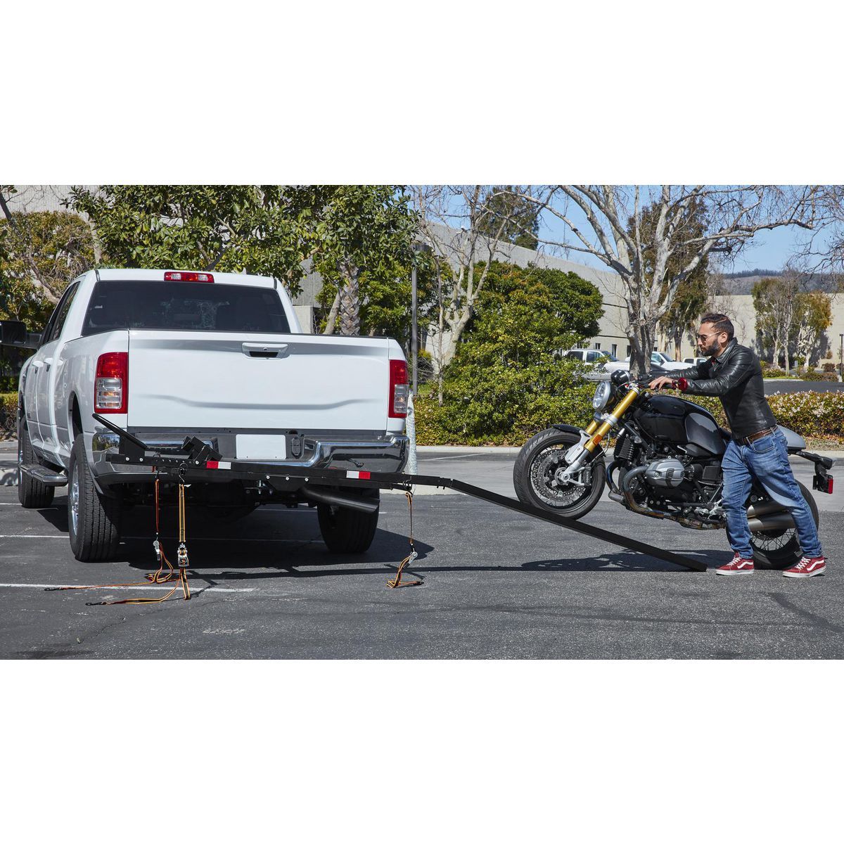 600 lb. Capacity Motorcycle Carrier S389