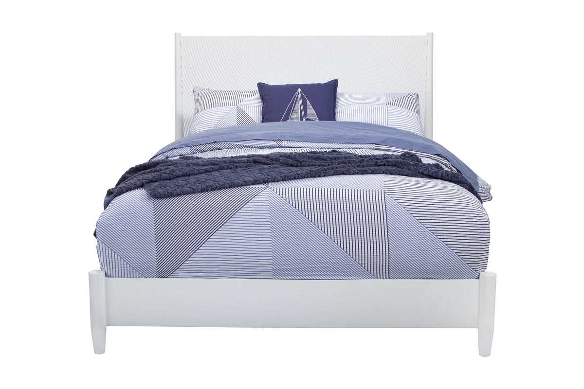 King Wood Panel Bed in White U46014