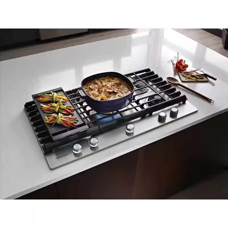 36 in. Stainless Steel Gas Cooktop with 5 Burners Q5659