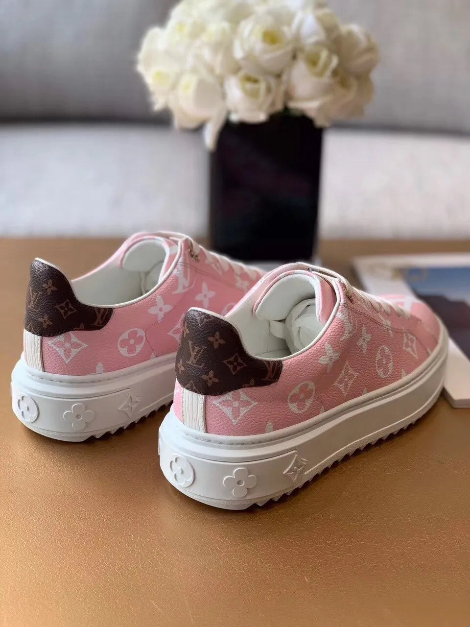 Pink Sneaker X4074