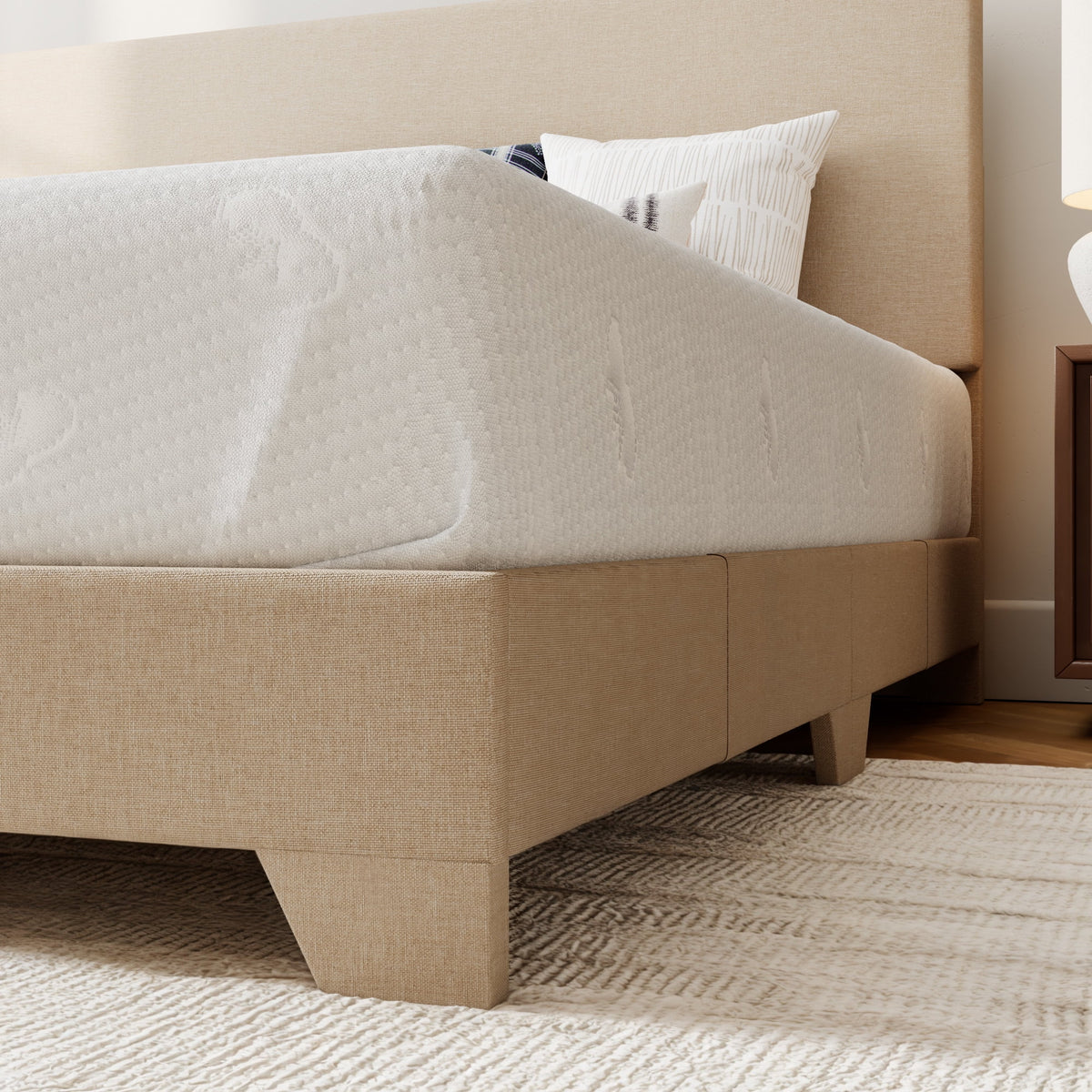 Queen Upholstered Platform Bed Frame with Adjustable Headboard F679