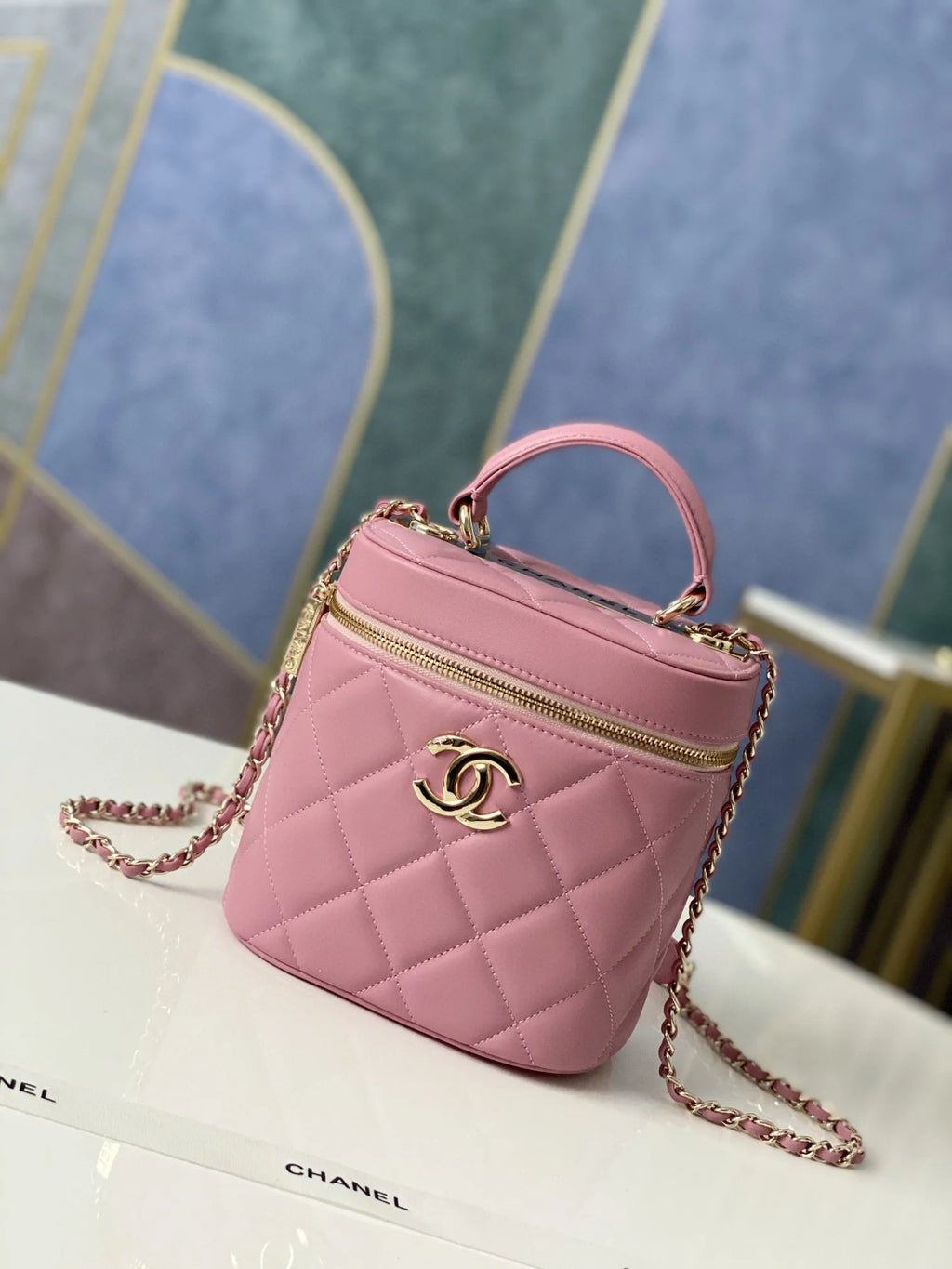 Pink Vanity Case Handbag M575458