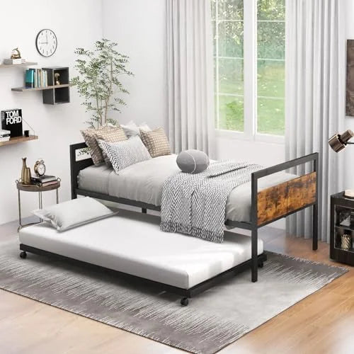 Twin Size Metal Daybed with Trundle D307711