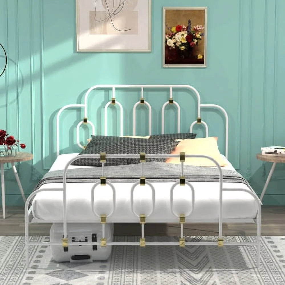 White Metal Bed O825