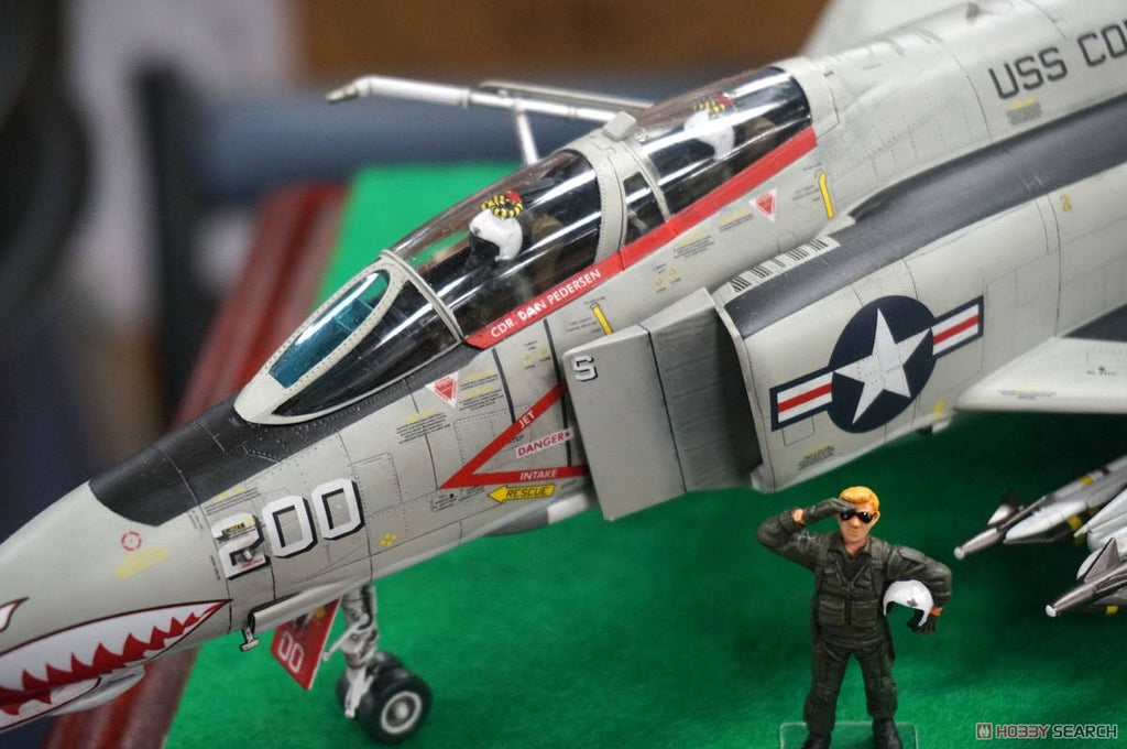 1/48 Scale F-4B Phantom 2 Kit D251559