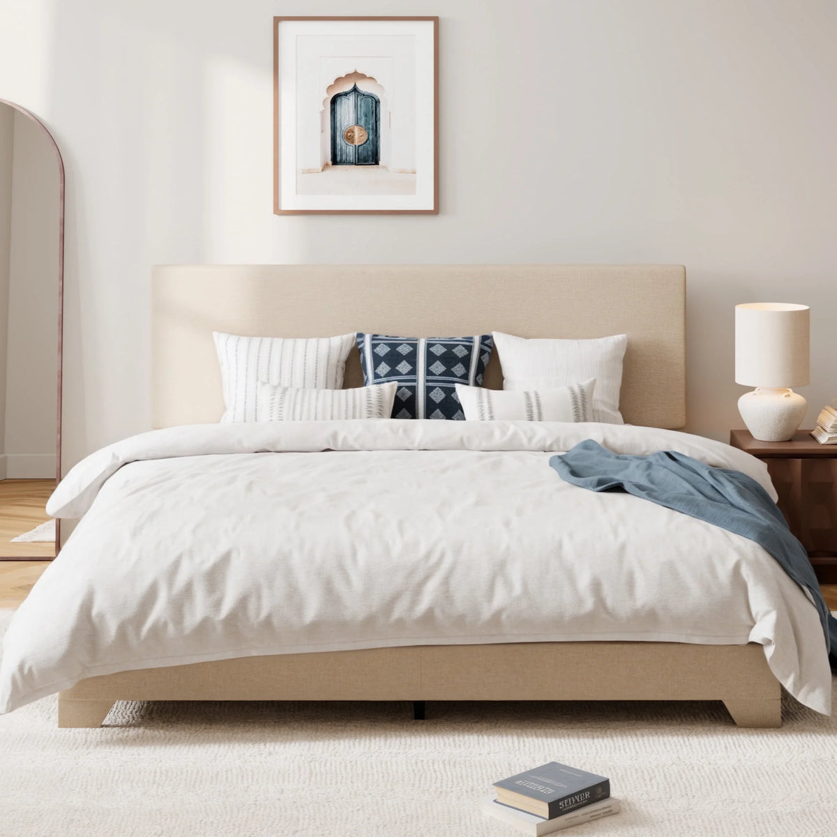 Queen Upholstered Platform Bed Frame with Adjustable Headboard F679