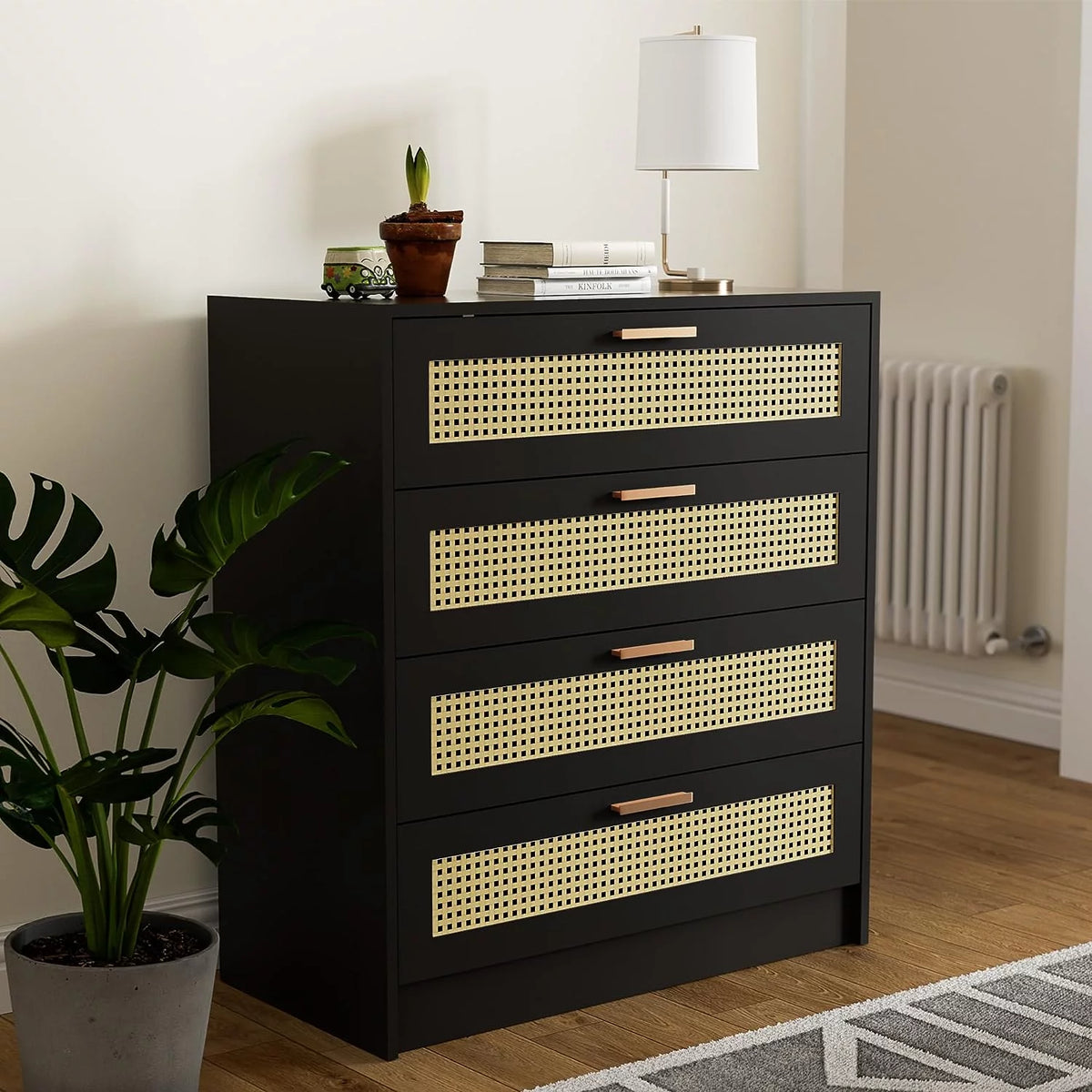 White 4 Drawer Wooden Dresser N9045