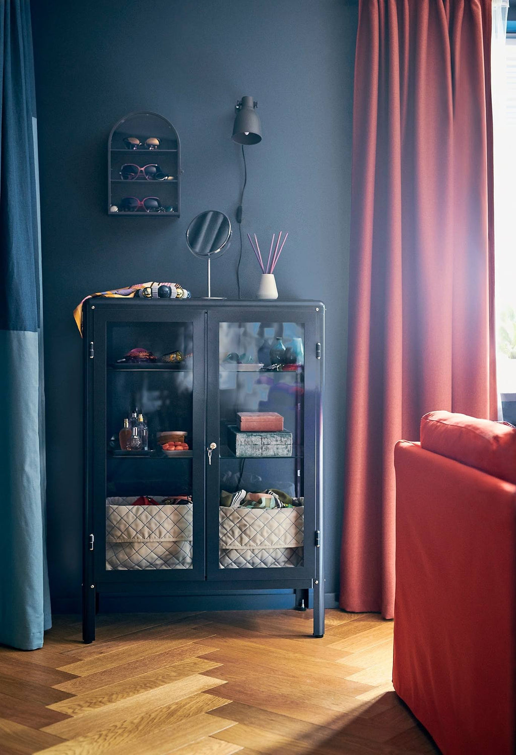 Glass-Door Cabinet V390