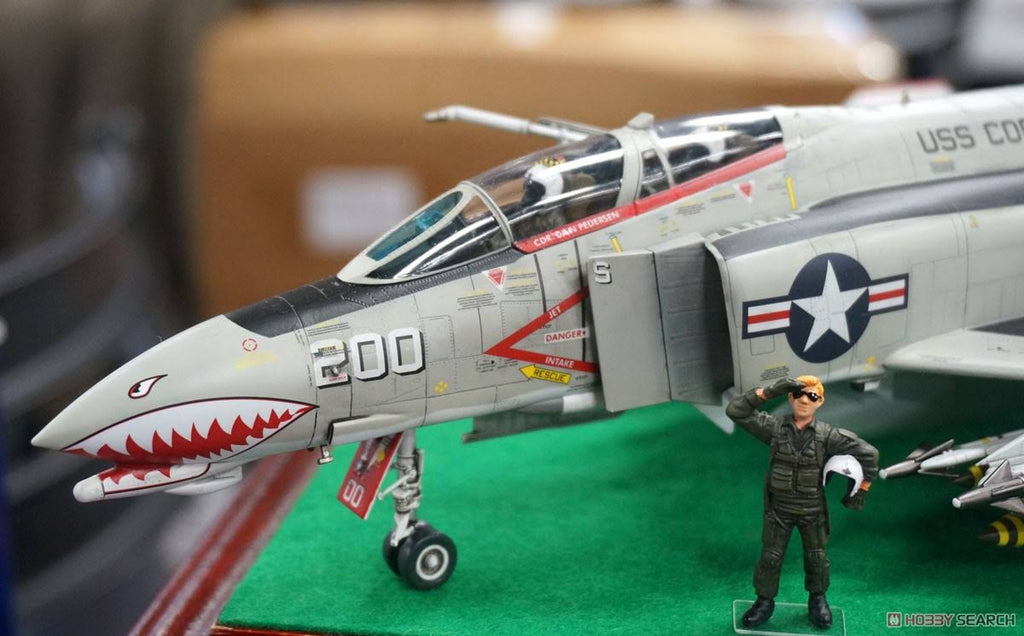 1/48 Scale F-4B Phantom 2 Kit D251559