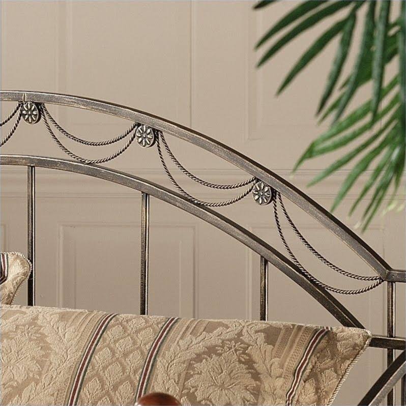 Black Cherry Wood Daybed N51225