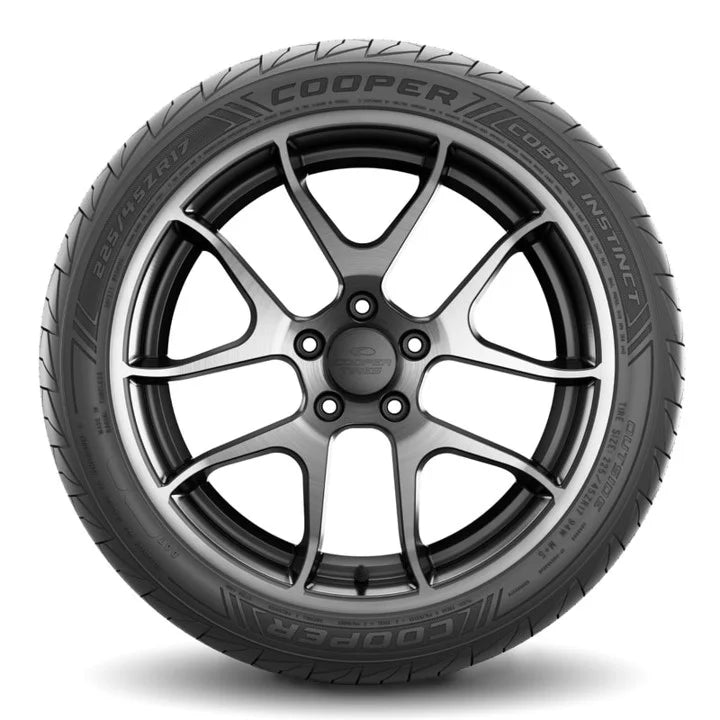 225/40ZR18 92Y Performance Tire Y5342