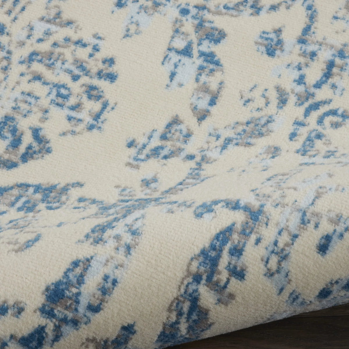 Ivory/Blue Damask Area Rug N6289
