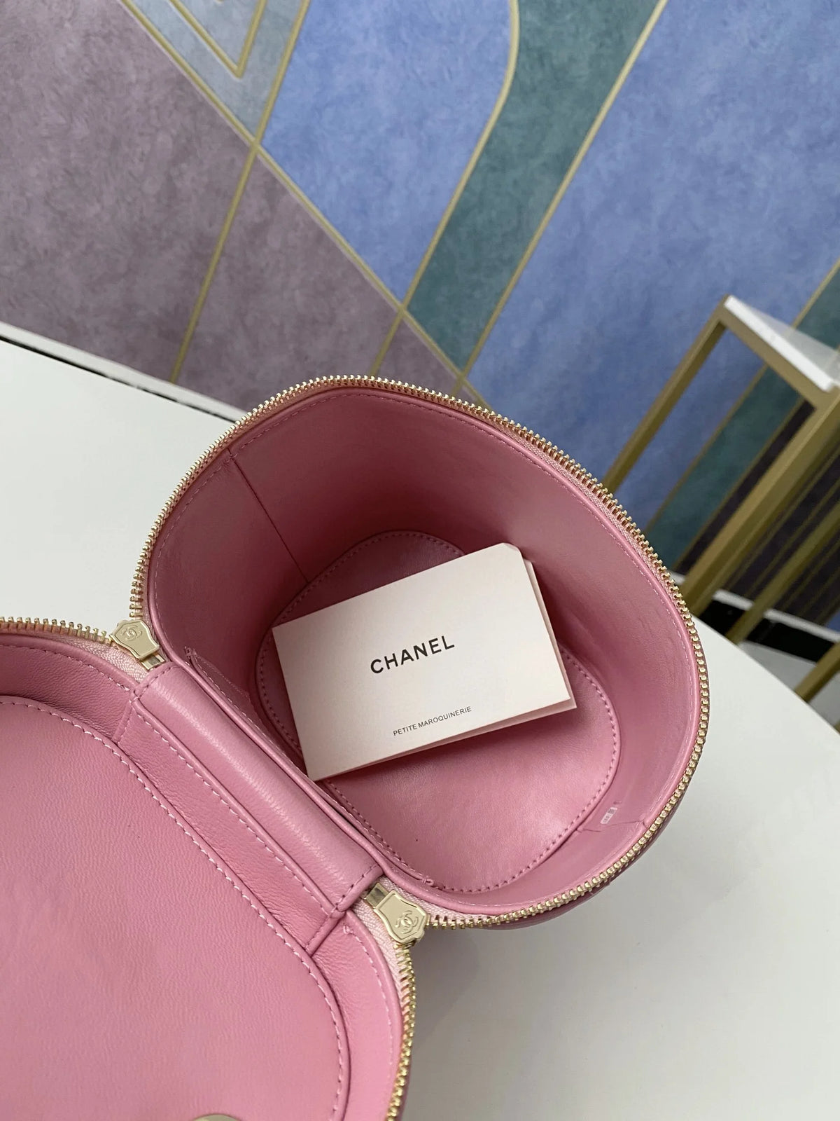 Pink Vanity Case Handbag M575458