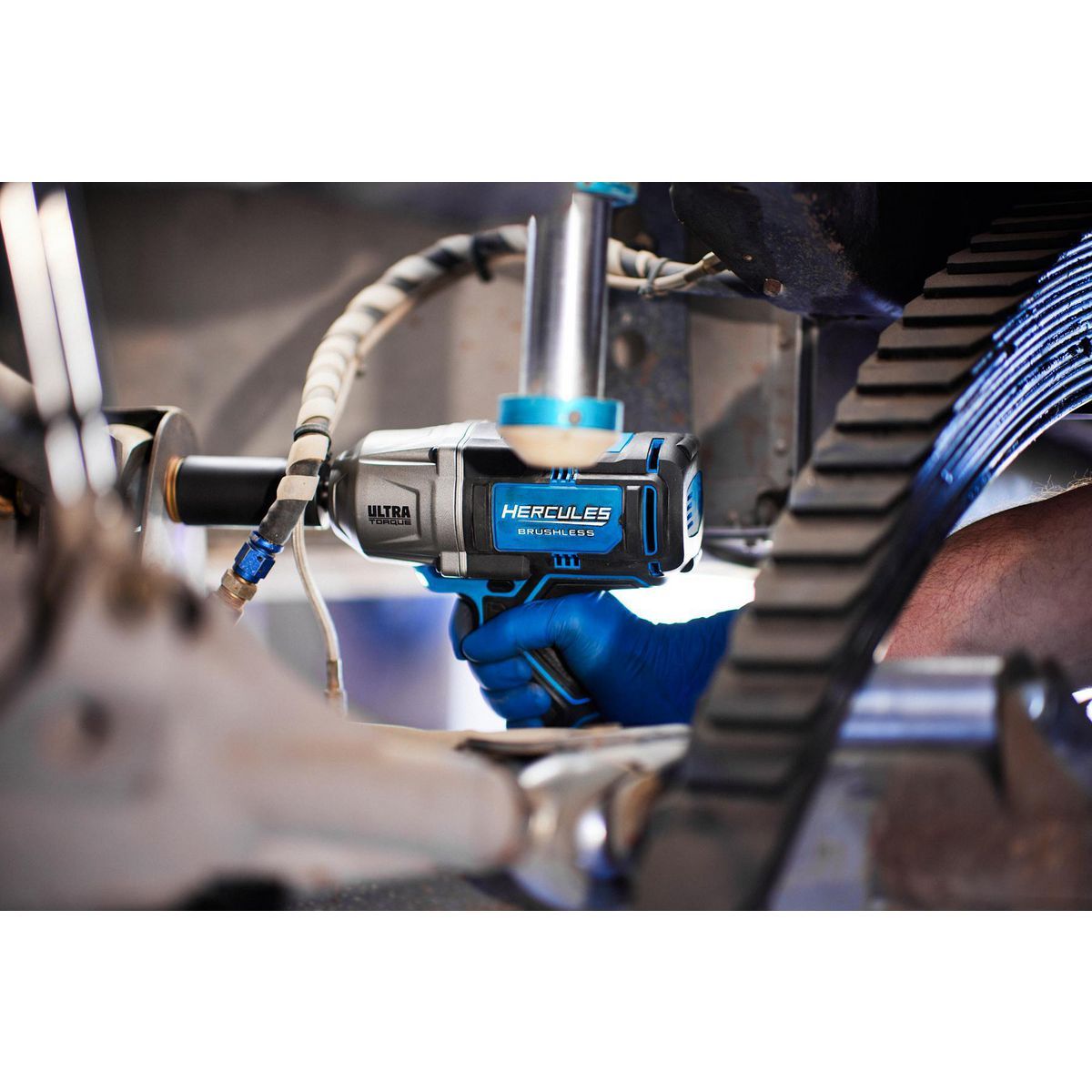 20V Brushless Cordless 1/2 in. Impact Wrench V6072